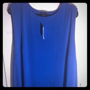 Sleeveless plus size shirt